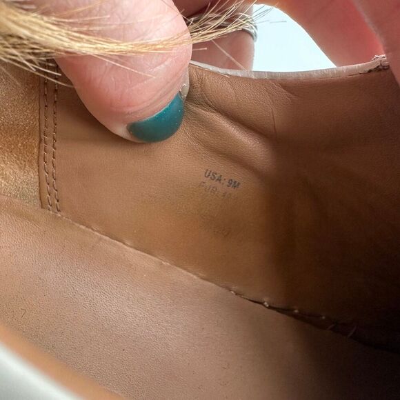 Vince Leonard Leather Sneaker Size 9.5 - Picture 8 of 8